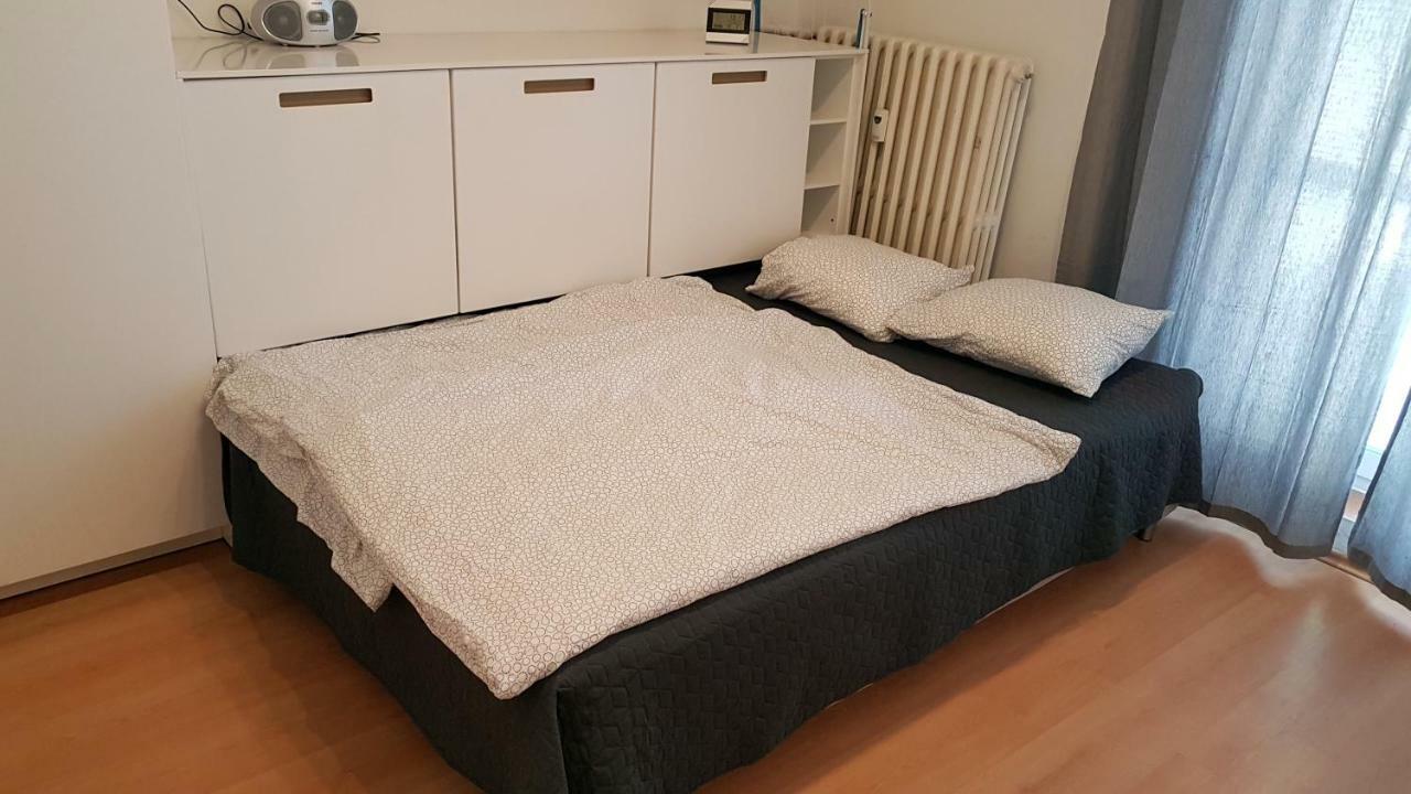 City Lights Apartment With Terrace - 24 Hours Check In 브라티슬라바 외부 사진